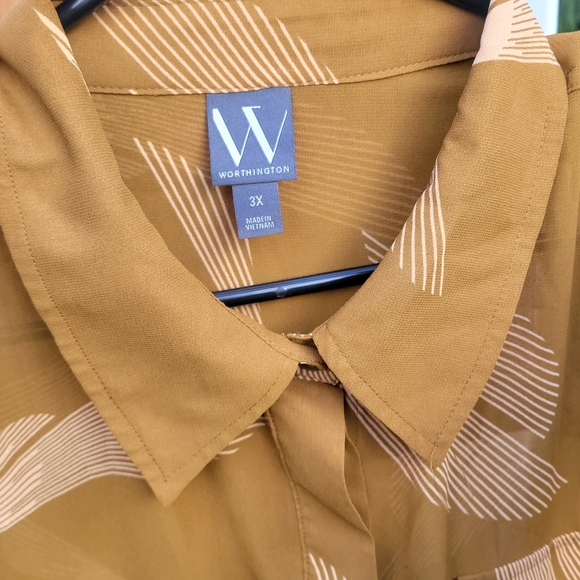 Worthington Tan Patterned Button-Down Polyester Top - Picture 2 of 6